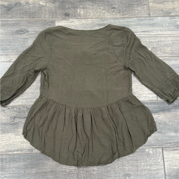 Jolt Women’s Olive Green Peplum Blouse - Picture 7 of 9